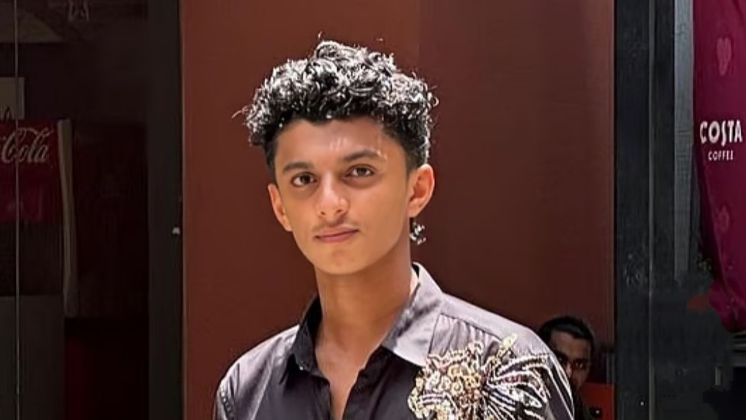 एयरप्लेन की फोटो लेते वक्त छत से फिसला केरल का युवक, दुबई में दर्दनाक हादसे ने ली जान