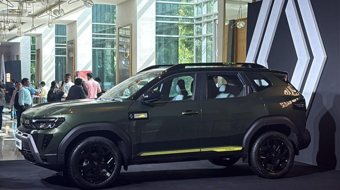 नई रेनॉल्ट डस्टर 2026 का मस्कुलर लुक और रोड टेस्ट